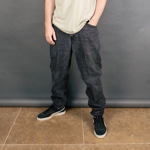 Vintage stone wash black Levi’s denim jeans 🎬